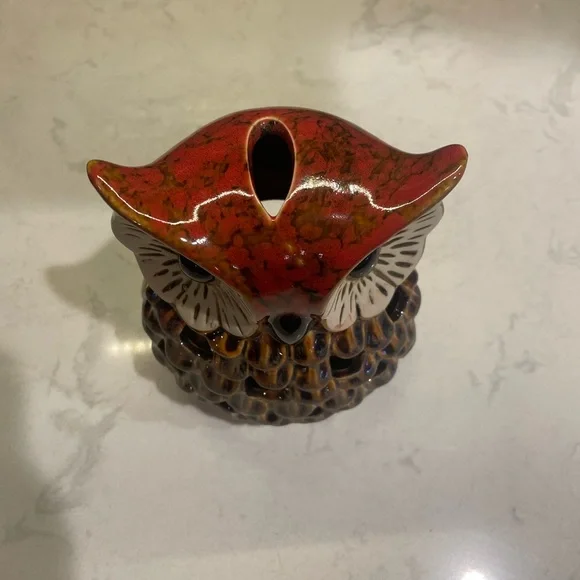 Vintage ceramic owl, luminary, lantern, votives, or tea lights. - Picture 2 of 4